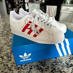 Adidas shoes, never worn, tags attached